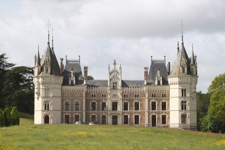 Château de Chanzeaux: A Historic Residence in France