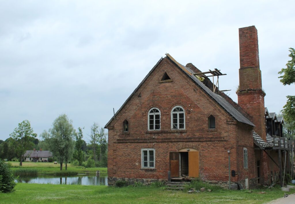 Nabe Fortress: A Medieval Bishop’s Vassal Castle in Latvia 1 Nabe Fortress