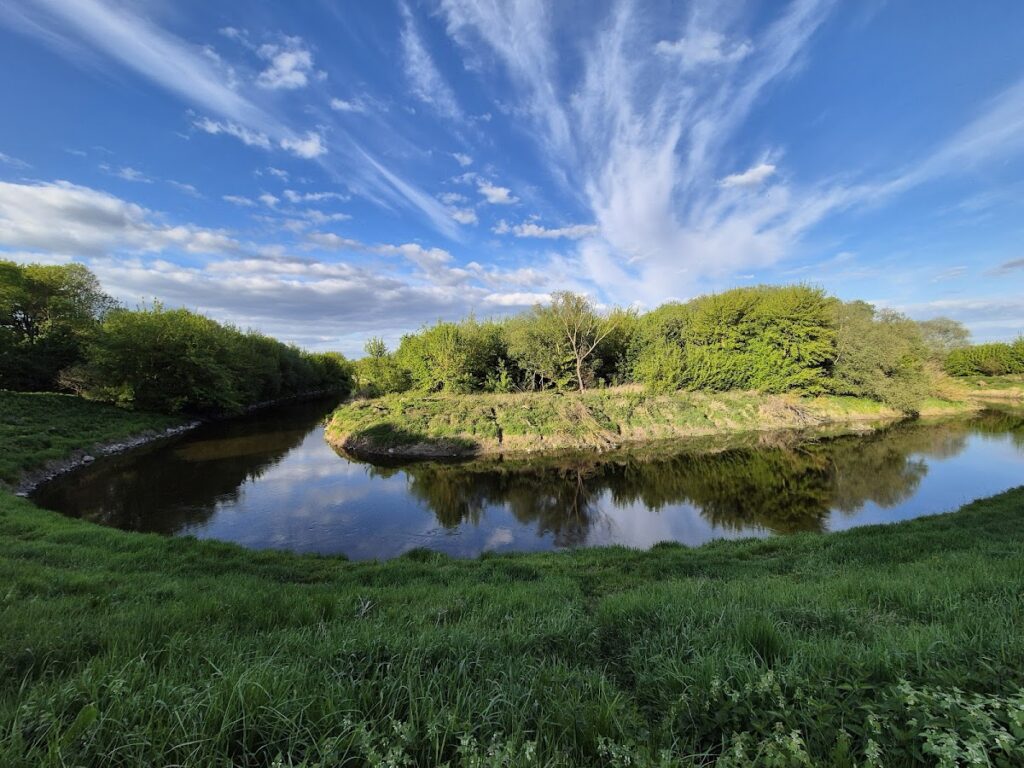 Kryłów Castle Ruins: A Polish River-Island Fortress 4 Ruiny zamku w Kryłowie