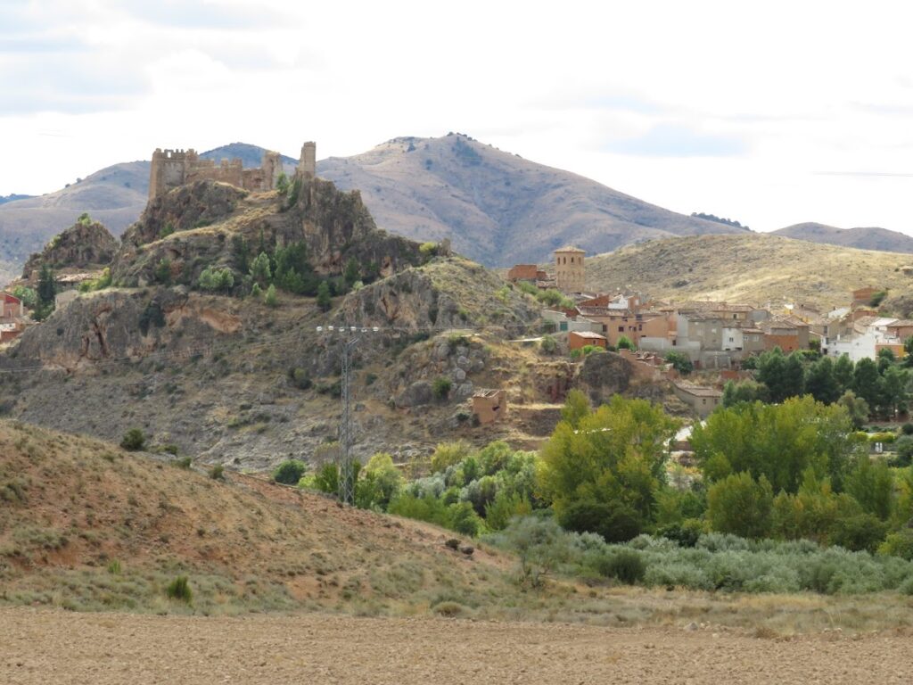 Castle of Arándiga: A Medieval Rock Fortress in Spain 2 Castle of Arandiga