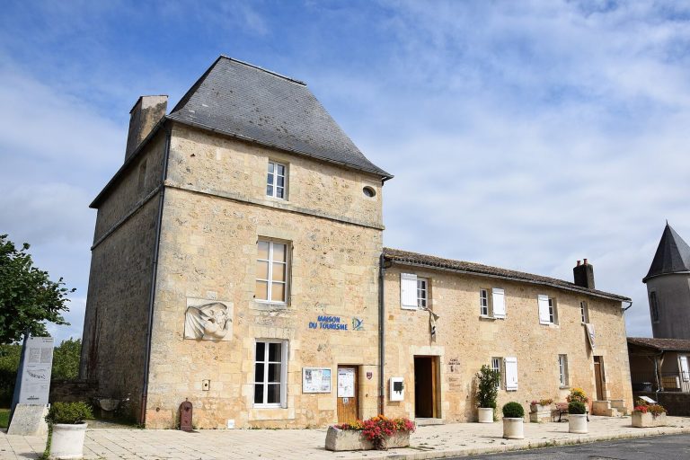 Lusignan Castle: Ancestral Seat of the House of Lusignan