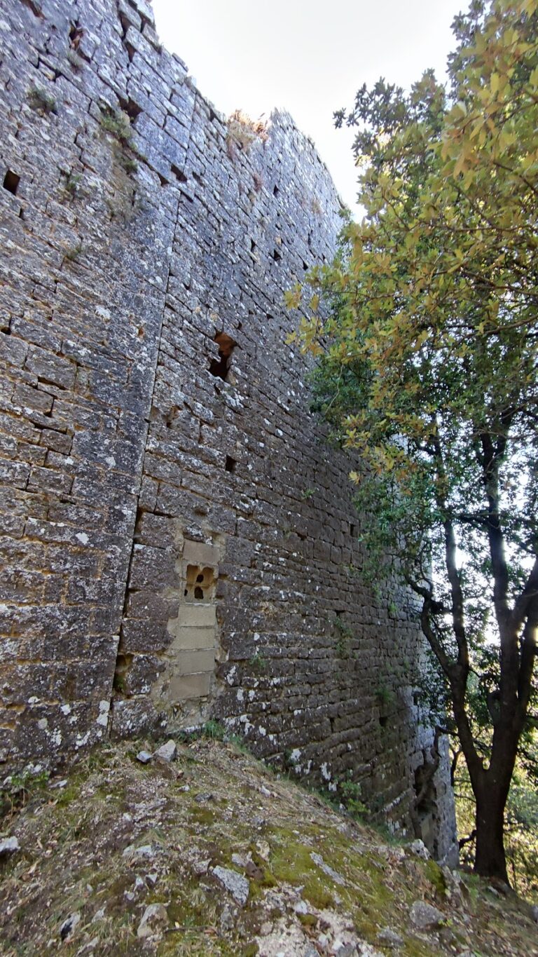 Castello di Montegrossoli: A Medieval Fortress in Tuscany