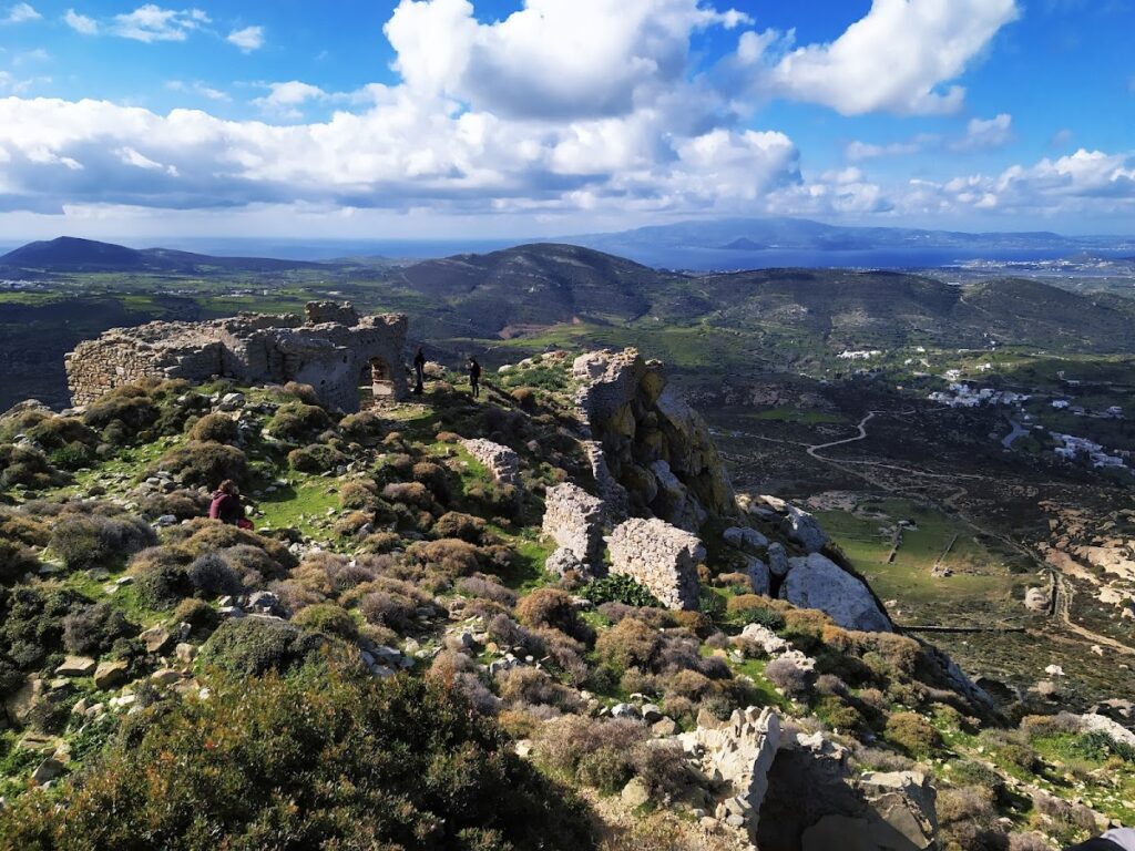 Apano Kastro of Naxos: A Medieval Defensive Fortress in Greece 2 Apano Kastro of Naxos