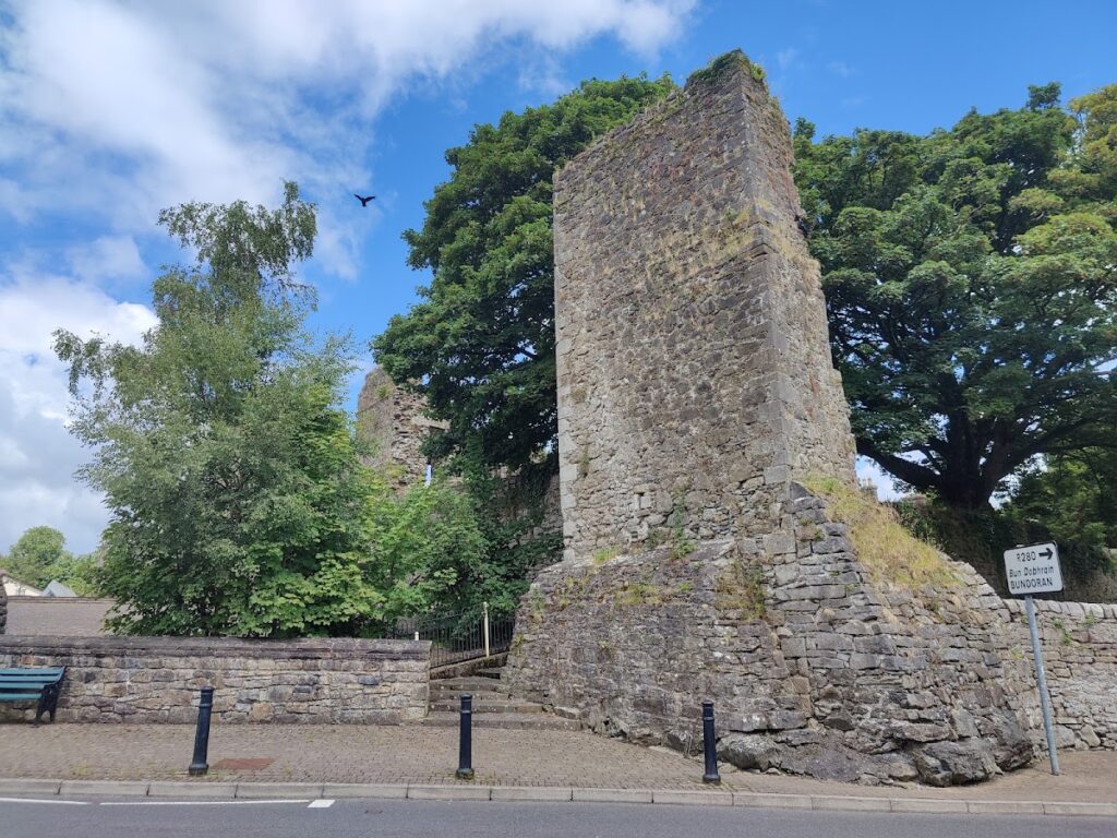 Manorhamilton Castle: A Seventeenth-Century Castle in County Leitrim 2 Manorhamilton Castle