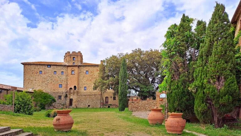 Castello di Porrona: A Medieval Fortified Castle in Tuscany