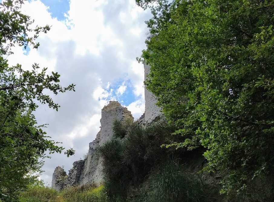 Roccacolonnalta Castle: A Medieval Fortress in Italy 2 Roccacolonnalta Castle