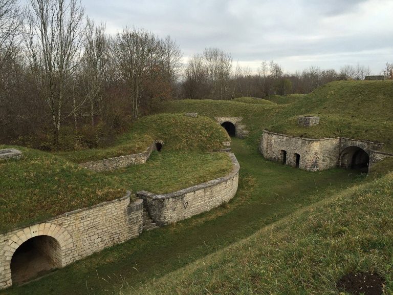Batterie des Roches: A Séré de Rivières Fortification in France