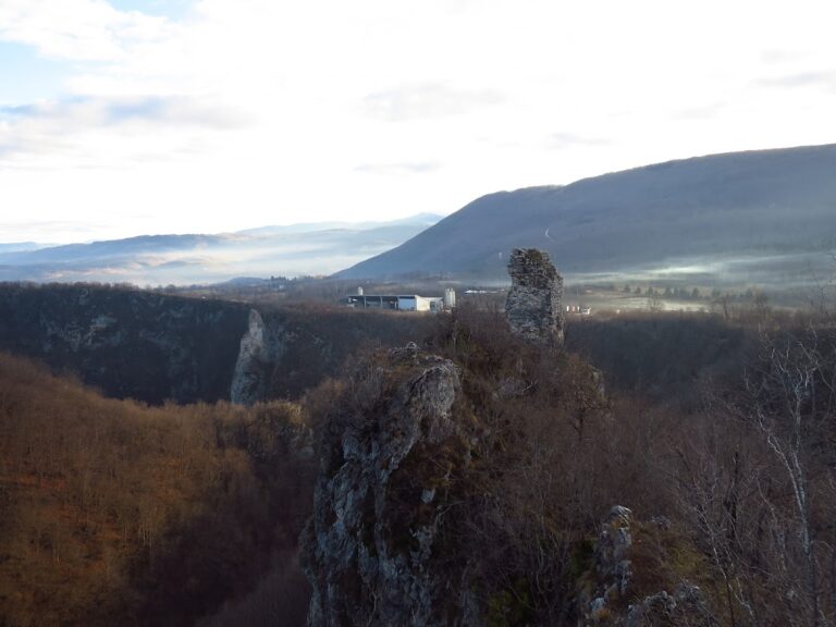 Sokograd Fortress: A Medieval Bosnian Stronghold in Bosnia and Herzegovina