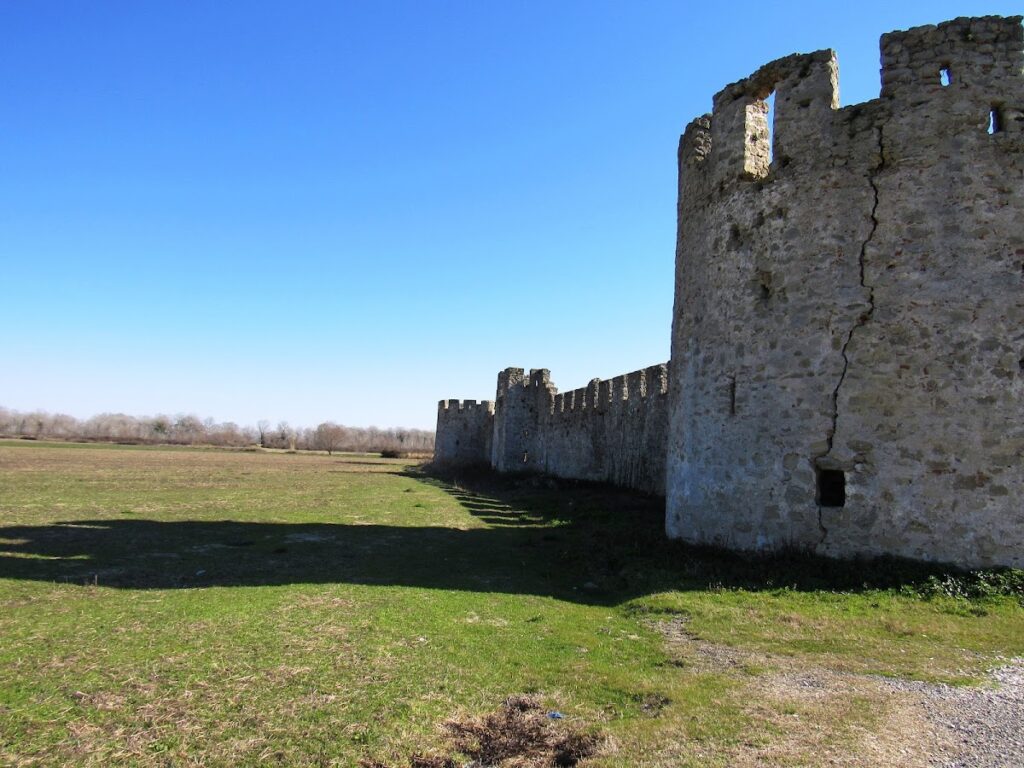 Bashtovë Fortress: A Medieval River and Coastal Trading Stronghold in Albania 3 Bashtovë Fortress