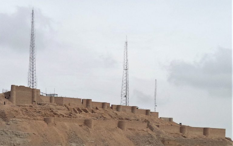 Shahdiz Castle: A Strategic Mountain Fortress near Isfahan