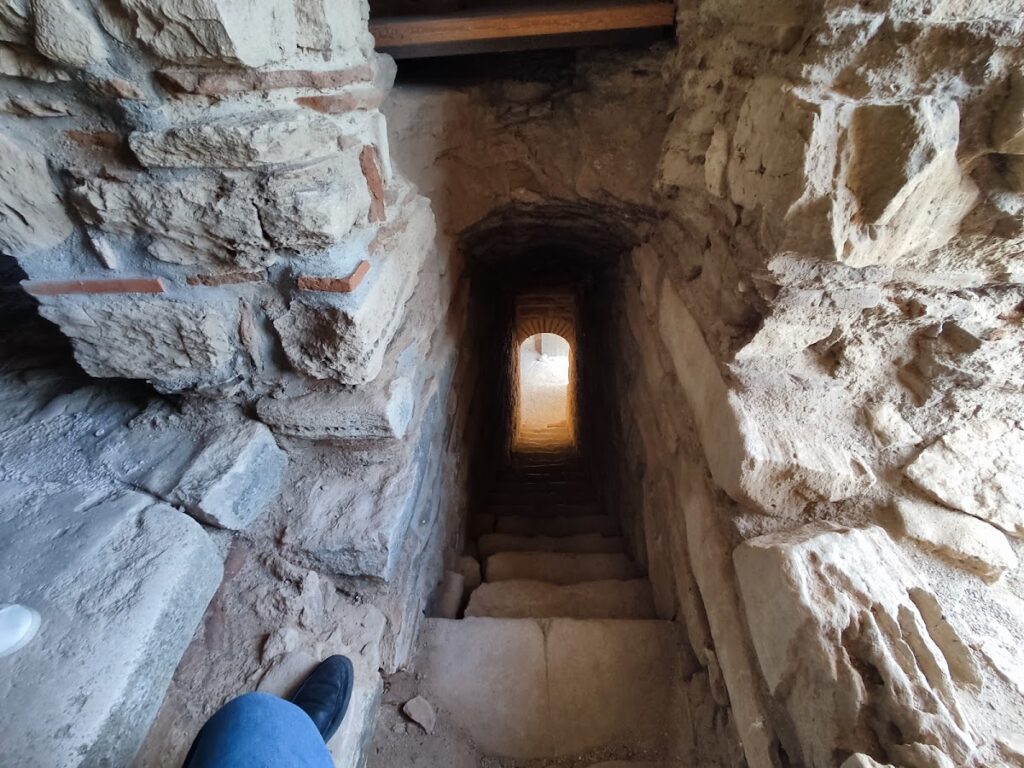 Castle of Pythio: A Late Byzantine Fortress in Greece 5 Castle of Pythio