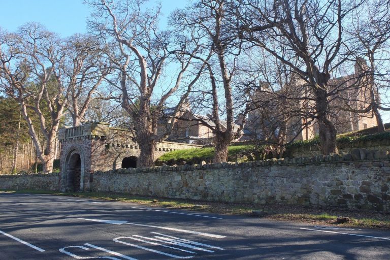 Luffness Castle: A Fortified Country House in East Lothian