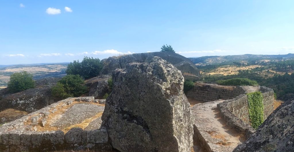 Castle of Moreira de Rei: A Medieval Fortress in Portugal 5 Castle of Moreira de Rei