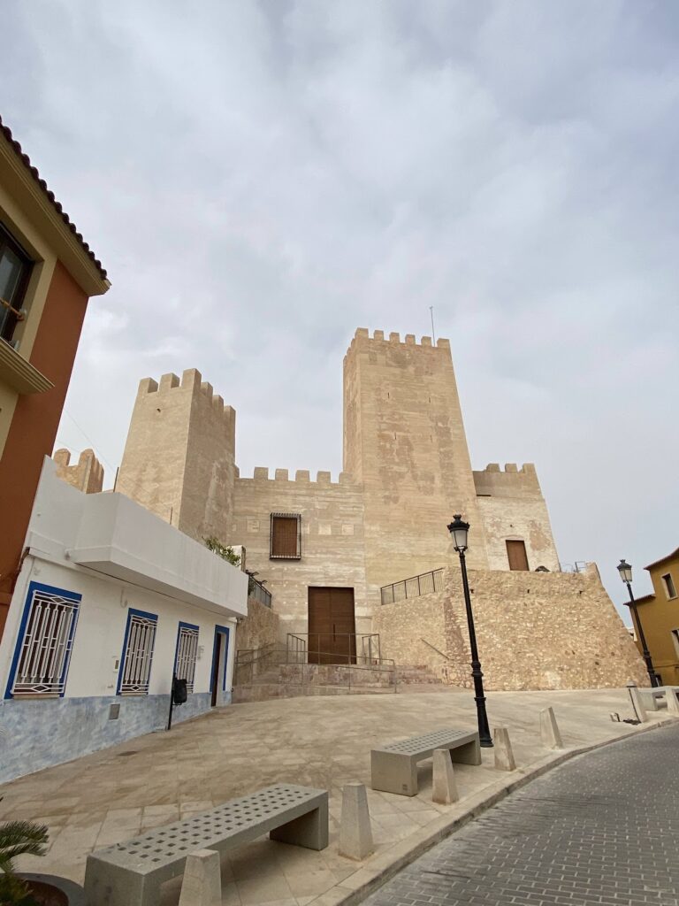 Bétera Castle of the Boil: A medieval fortress in Bétera, Spain