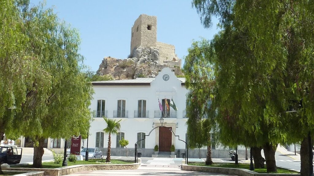 Castillo Venceire: A Hispano-Muslim Fortress in Luque, Spain 5 Castillo Venceire