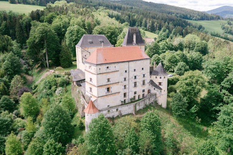 Feistritz Castle: A Medieval Hilltop Fortress in Austria