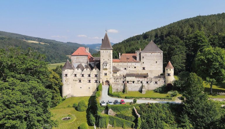 Feistritz Castle: A Medieval Hilltop Fortress in Austria