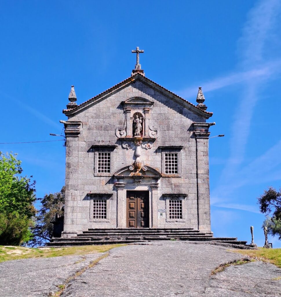 Castle of Lanhoso: A Medieval Fortification in Portugal 3 Castle of Lanhoso
