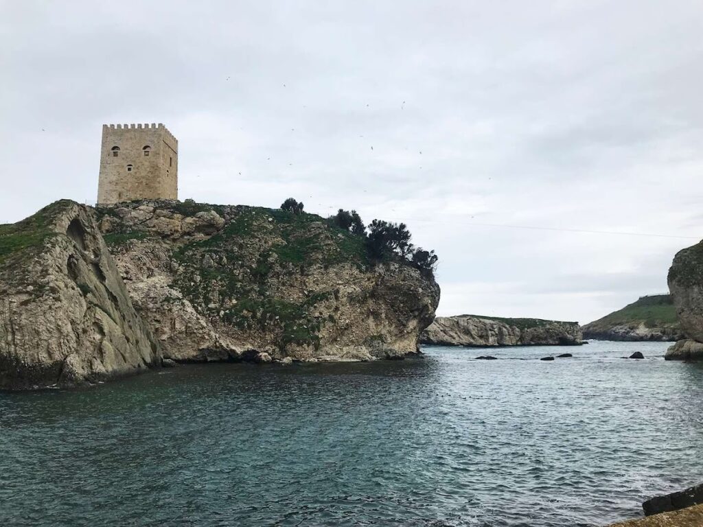 Şile Castle: A Coastal Watchtower in Turkey 4 Şile Castle