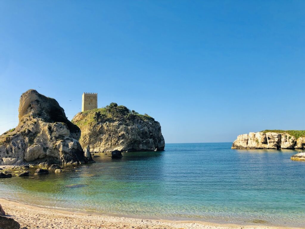Şile Castle: A Coastal Watchtower in Turkey 5 Şile Castle