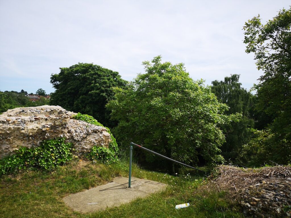 Waytemore Castle: A Norman Fortress at Bishop’s Stortford 2 Waytemore Castle