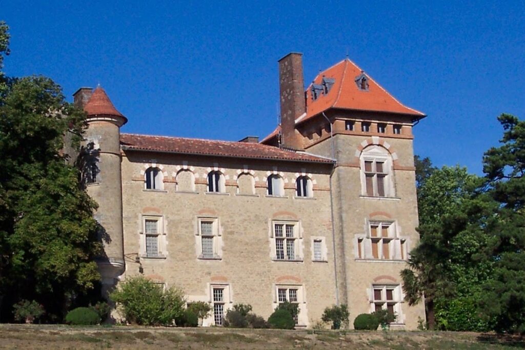 Château de Cambiac: A Fifteenth-Century Residence in France 1 Château de Cambiac