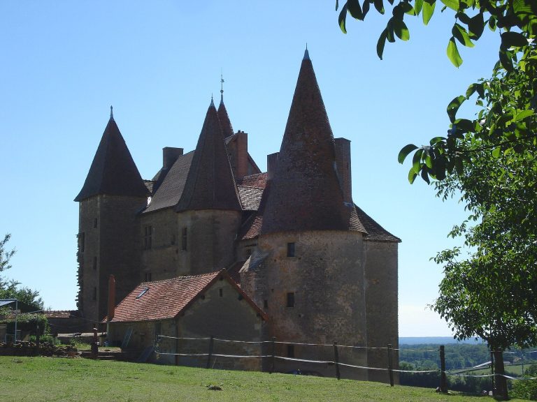Chassy Castle: A Fifteenth-Century Fortified Residence in France