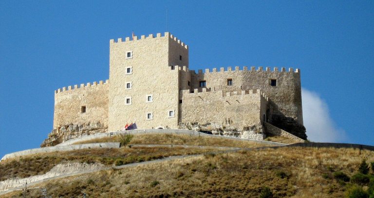 Castillo de Curiel de Duero: A Royal Medieval Fortress in Spain