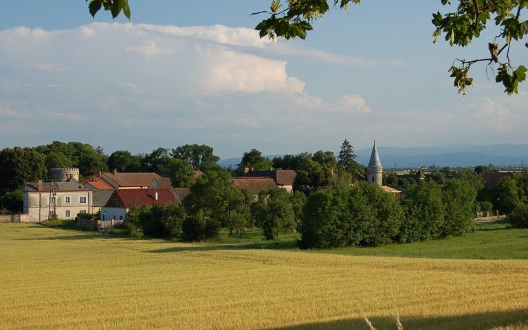 Schloss Brunn: A Former Water Castle and Garden Palace in Austria