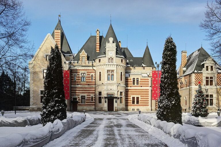 Meyendorff Castle: A Neo-Gothic Estate and Russian State Residence