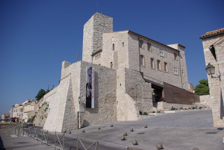 Château Grimaldi (Antibes): Medieval Castle and Picasso Museum