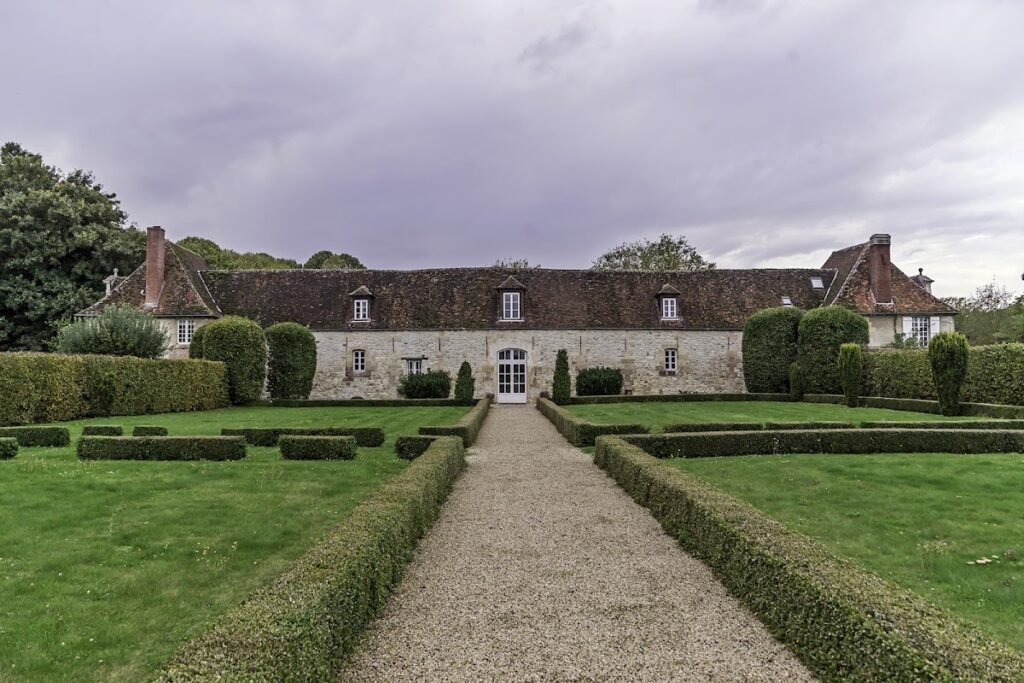 Château du Fayel: A Seventeenth-Century Residence in France 2 Château du Fayel