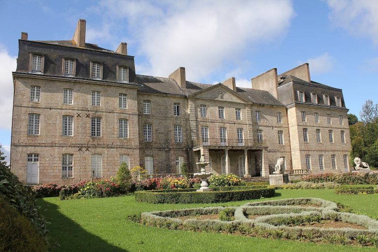 Château de Lorge: A Seigneurial Residence in Brittany