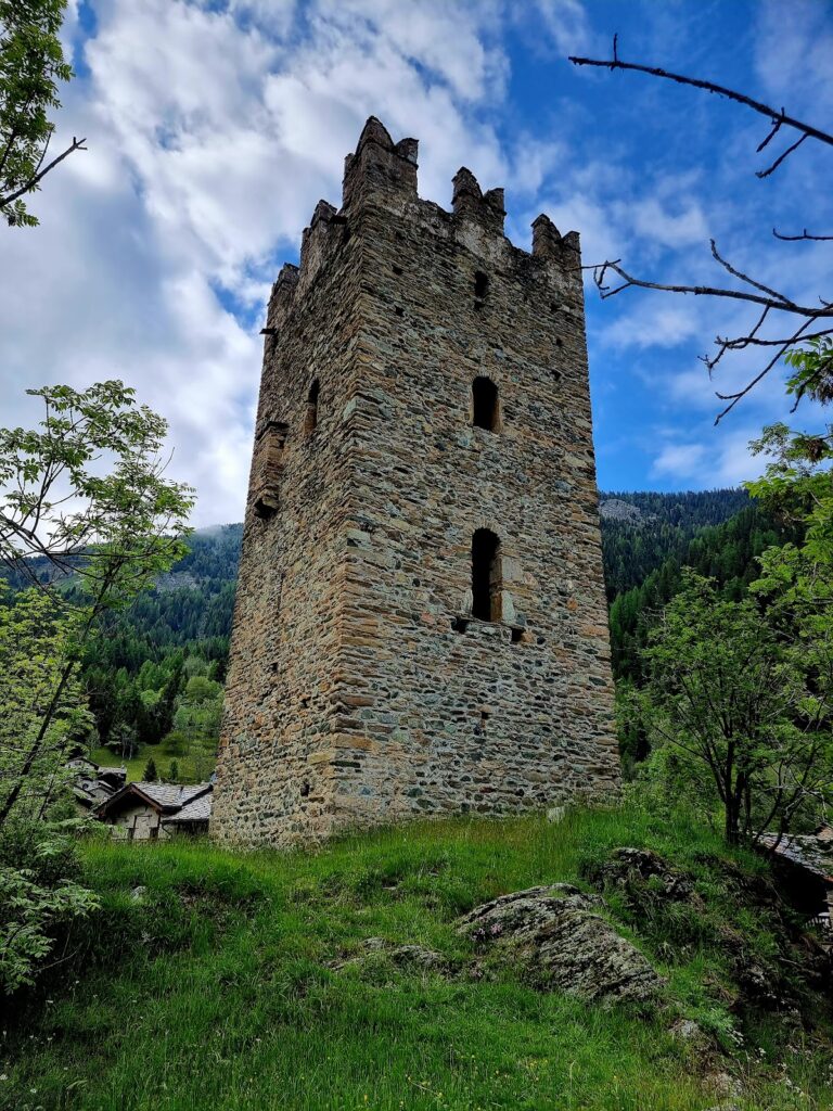 Champorcher Castle: A Medieval Defensive Tower in Italy 2 Champorcher Castle
