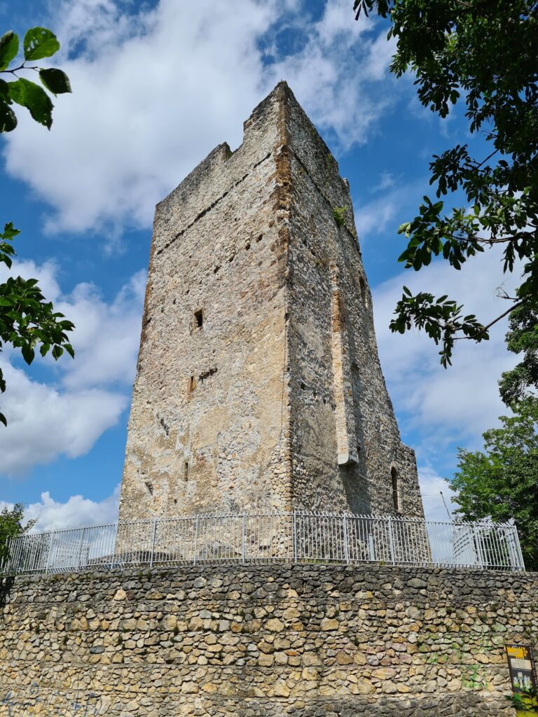 Šalek Castle: A Medieval Hilltop Fortress in Slovenia 2 Šalek Castle