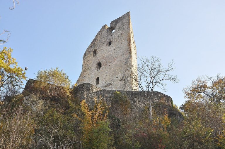 Šalek Castle: A Medieval Hilltop Fortress in Slovenia