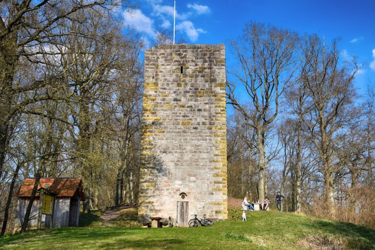Scharfeneck Castle Ruin: A Medieval Spur Castle in Germany