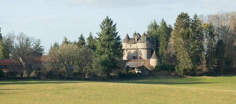 Château de Grugnac: A Fifteenth-Century Fortified Manor in France