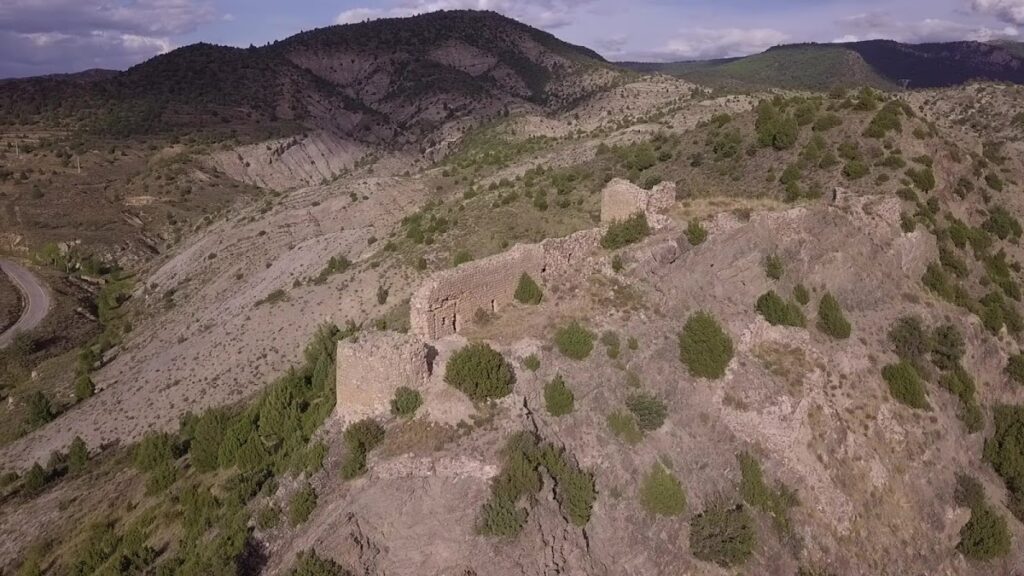 Castillo de Valacloche: A Thirteenth-Century Rock Castle in Spain 2 Castillo de Valacloche