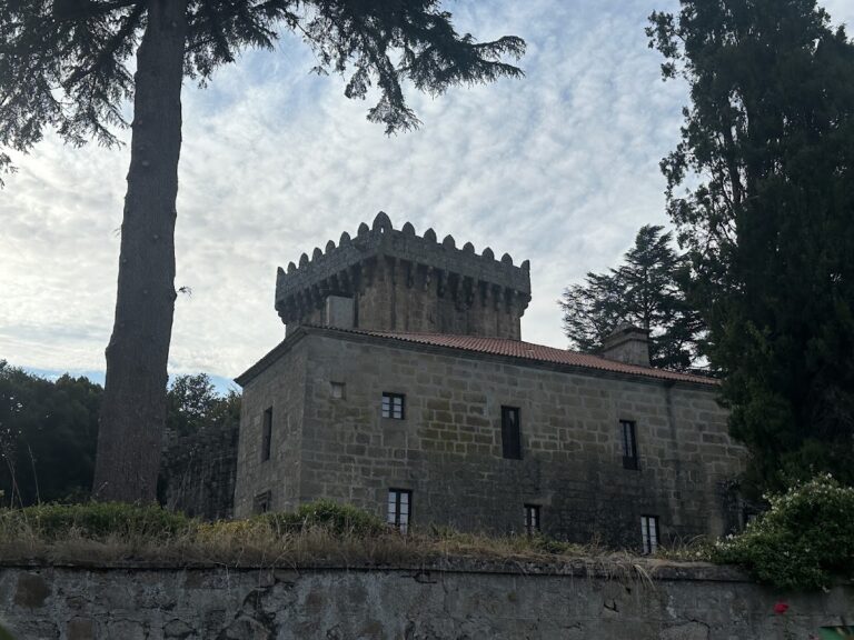 Castillo de Ferreira: A Medieval Fortification in Spain