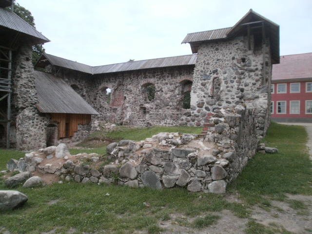 Limbaži Medieval Castle: Residence of the Archbishops of Riga in Latvia