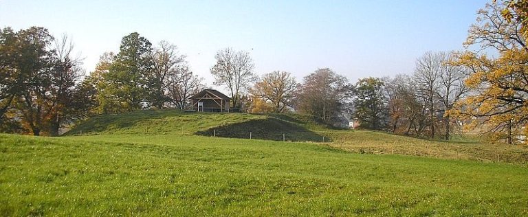 Burgstall Dasing: A Medieval Castle Site in Germany