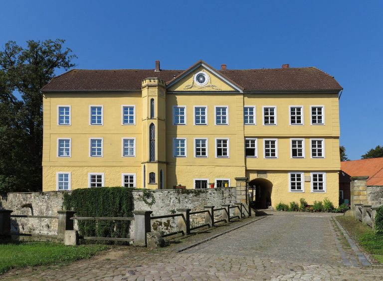 Burg Esbeck: A High-Medieval Territorial Castle in Germany