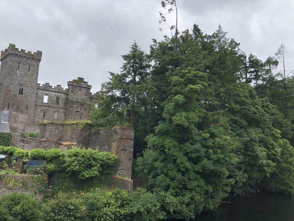Macroom Castle: Fortress and Residence of the Lords of Muskerry 2 Macroom Castle