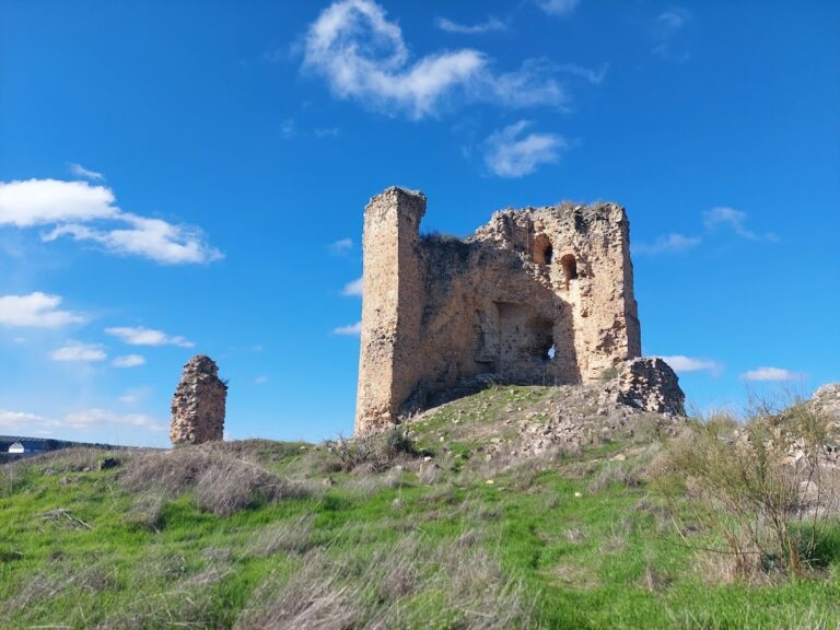Castillo de Gómez Arias: A Hispano-Muslim Fortress in Benamejí