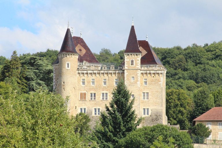 Château de Varey: A Medieval Fortified Castle in France