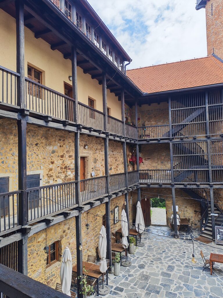 Dubovac Castle: A Medieval Fortified Residence in Karlovac, Croatia 2 Dubovac Castle