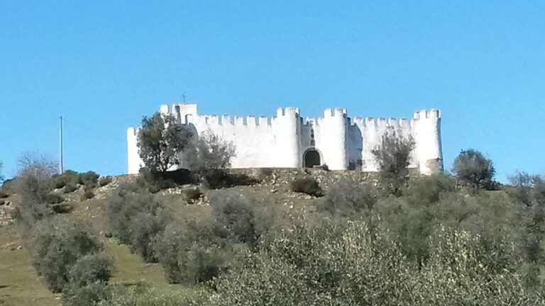 Castle of Fontalva: A Portuguese Fortification and Manor House