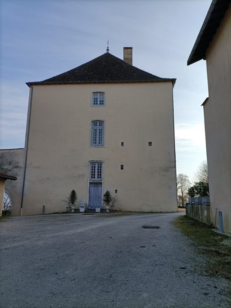 Château de Pont-d'Ain: A Savoyard Fortress and Residence in France 2 Château de Pont-d'Ain
