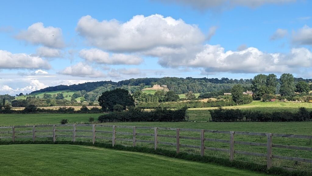 Kirby Knowle Castle: A Medieval Castle and Country House in England 2 Kirby Knowle Castle
